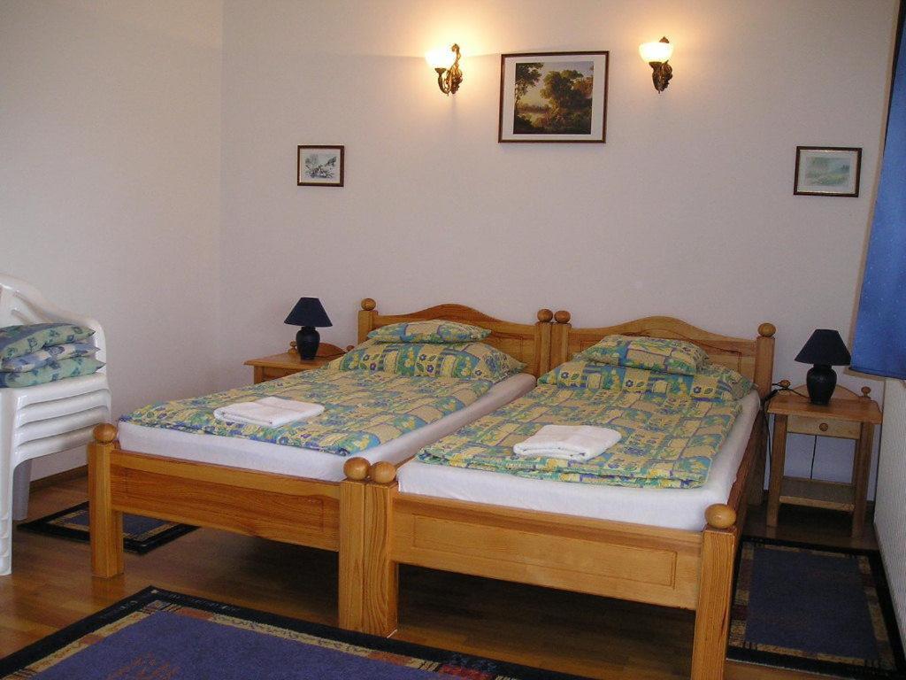 Villa Jaeger Vonyarcvashegy Habitación foto