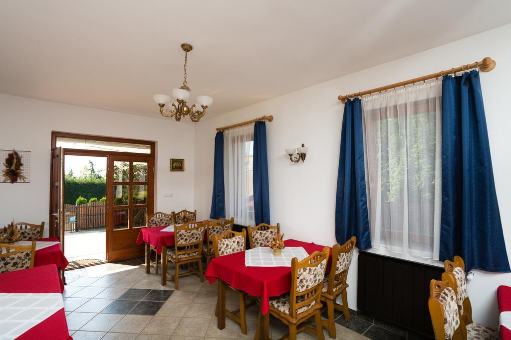 Villa Jaeger Vonyarcvashegy Exterior foto